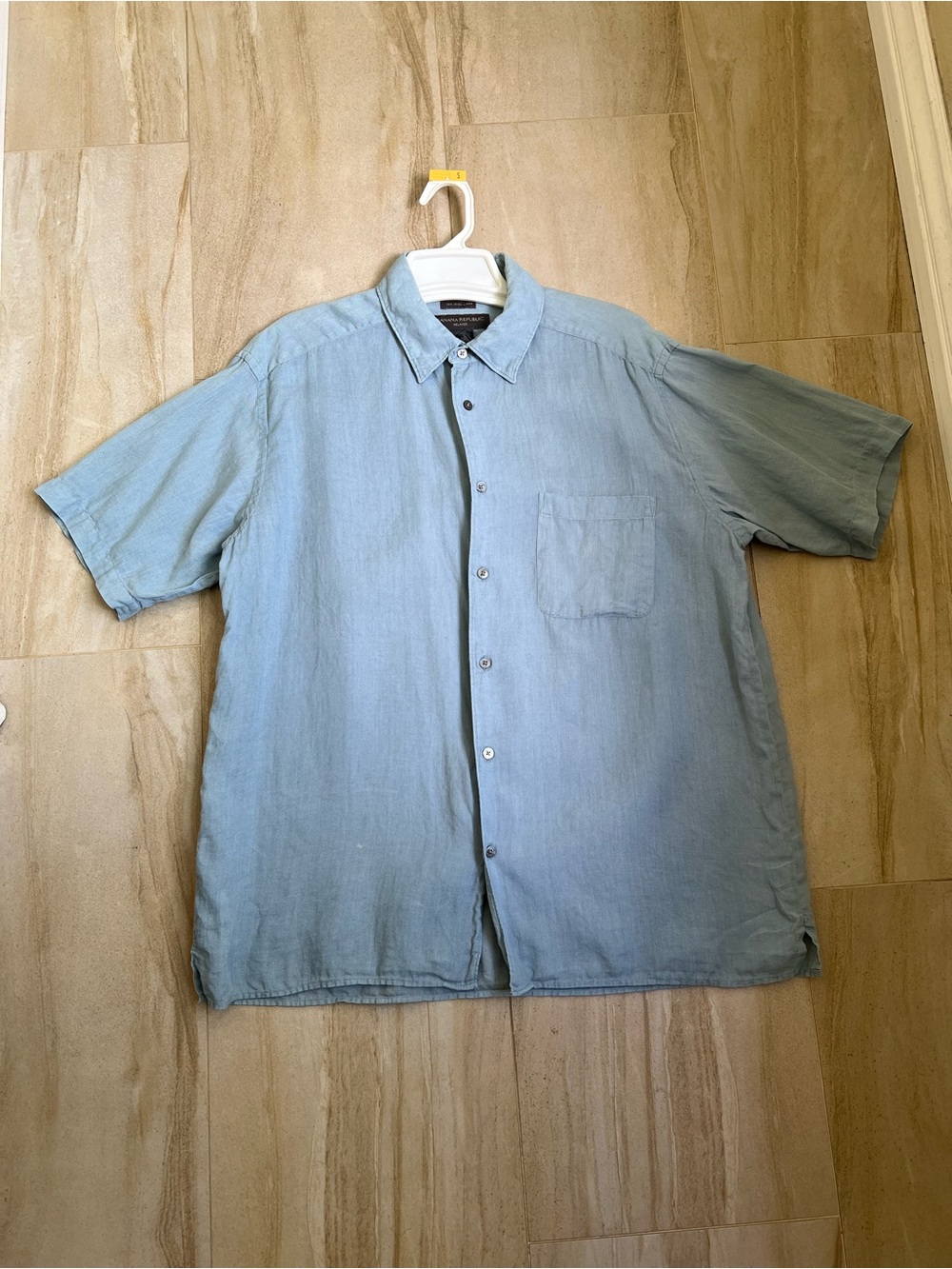 Banana Republic Light Blue Short Sleeve Button-Down 100% Linen Shirt
